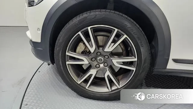 Volvo V90 Cross-Country id 3547221 из Кореи 15