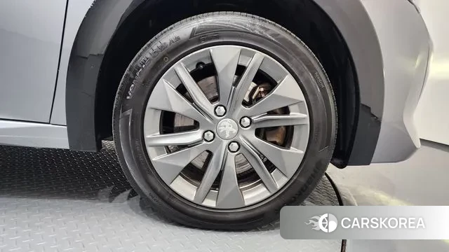 Peugeot e-208 second Generation id 3685385 из Кореи 15