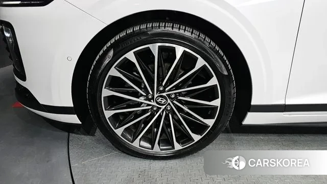 Hyundai Grandeur (GN7) id 3457297 из Кореи 15