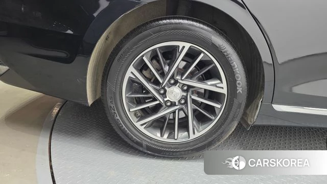 Hyundai The New Grandeur IG id 4325082 из Кореи 32