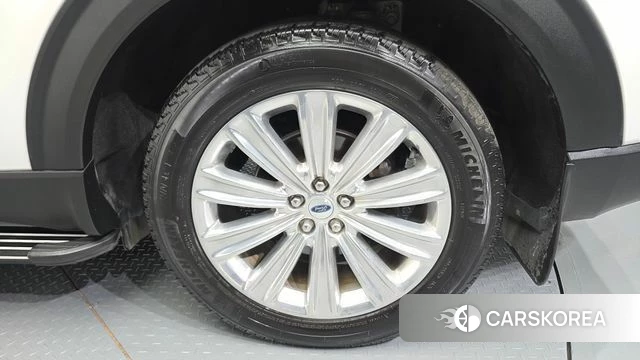 Ford Explorer 6th Generation id 4586202 из Кореи 30