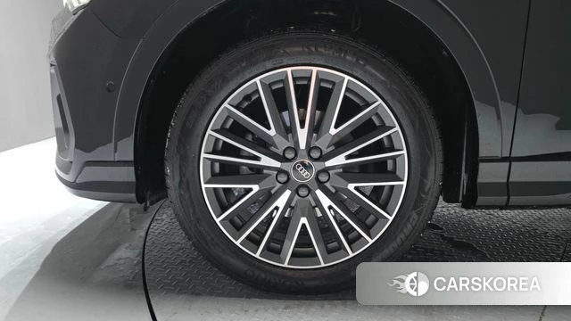 Audi Q3 (F3) id 3806242 из Кореи 15