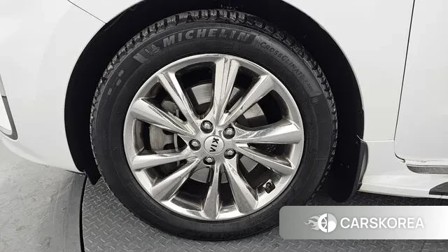 Kia The New Carnival id 3641452 из Кореи 15