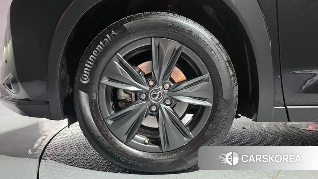 Lexus UX250h id 4873102 из Кореи 15