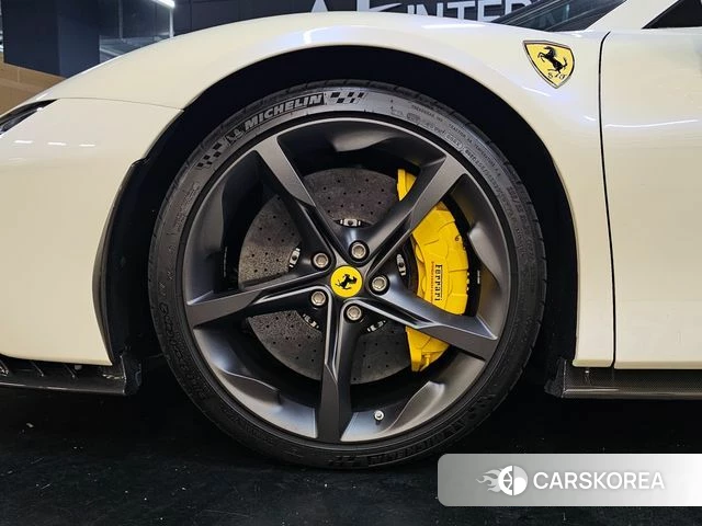 Ferrari SF90 Spider id 4745010 из Кореи 15