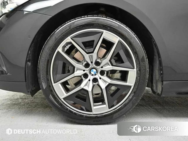 BMW 5 Series (G60) id 4292009 из Кореи 15