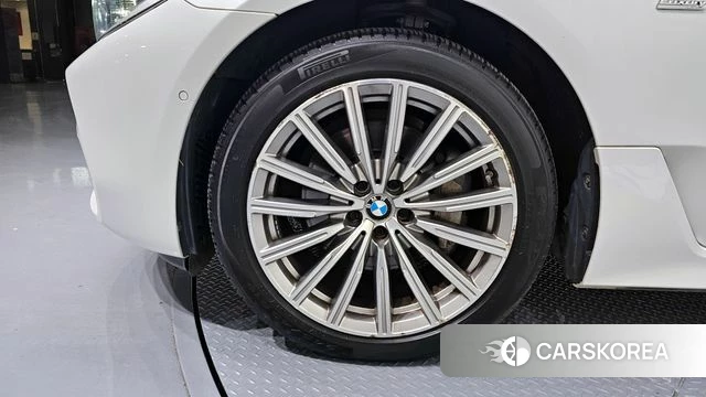 BMW 6 Series GT (G32) id 3937116 из Кореи 15