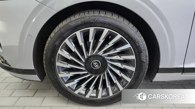Hyundai Grandeur (GN7) id 4433050 из Кореи 31