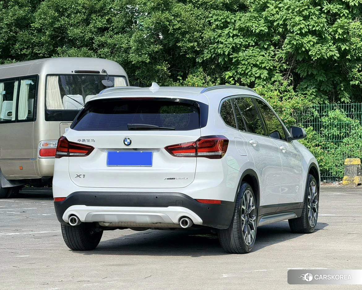 BMW X1 2021 Белый из Китая, фото 5