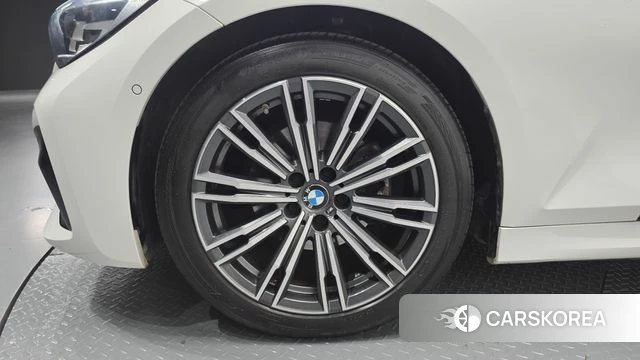 BMW 3 Series (G20) id 3833797 из Кореи 15