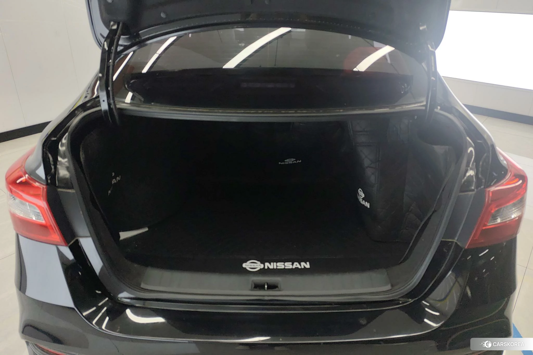 Nissan Sylphy id 4455133 из Китая 12