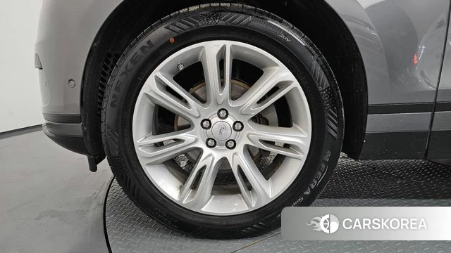 Land Rover Range Rover Velar id 3814302 из Кореи 15
