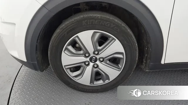 Kia Niro id 3748345 из Кореи 15