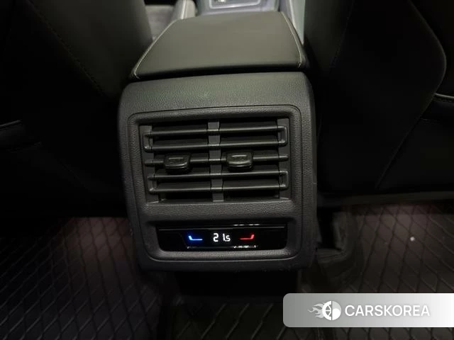 Volkswagen Golf id 4263086 из Китая 22