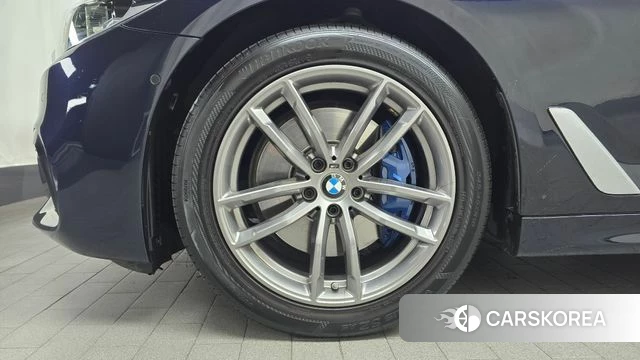 BMW 5 Series (G30) id 4295179 из Кореи 26