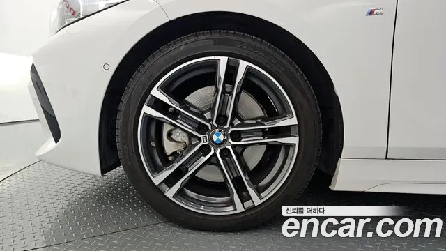 BMW 1 Series (F40) id 2926774 из Кореи 15