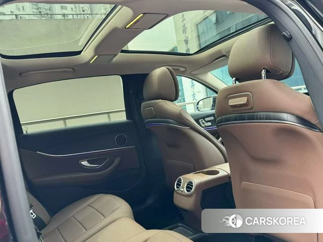 Mercedes-Benz E-class id 4239210 из Китая 5