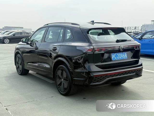 Volkswagen Tiguan L 2026 Черный из Китая, фото 5
