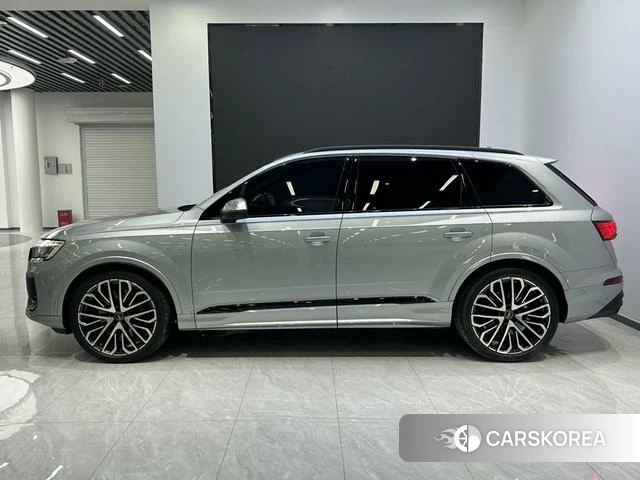 Audi SQ7 id 4259251 из Китая 15