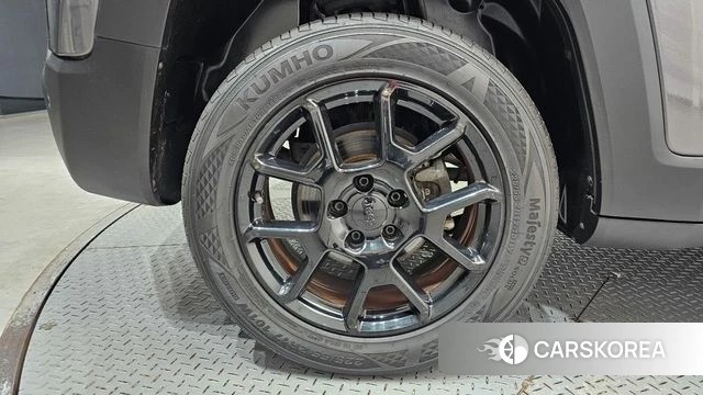 Jeep Renegade id 4666388 из Кореи 15