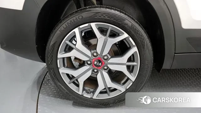 Kia Seltos id 3433732 из Кореи 15