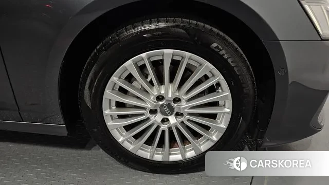 Audi A6 (C8) id 3390556 из Кореи 15