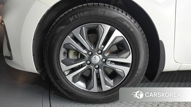 Kia The New Carnival id 4900518 из Кореи 26