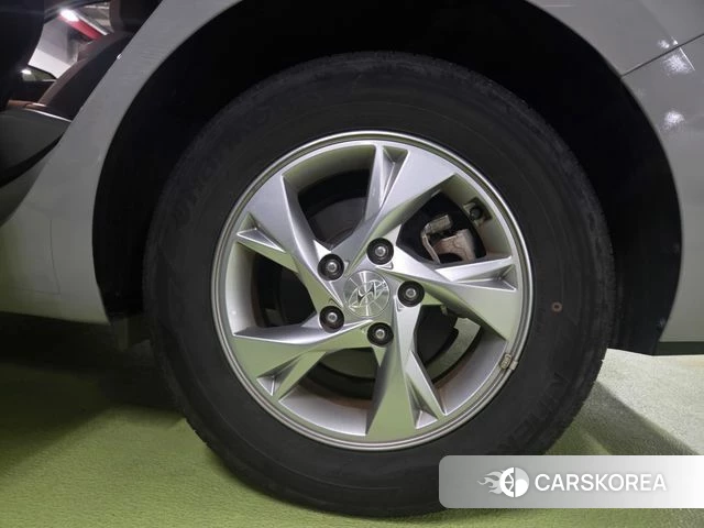 Hyundai Avante (CN7) id 4772586 из Кореи 10