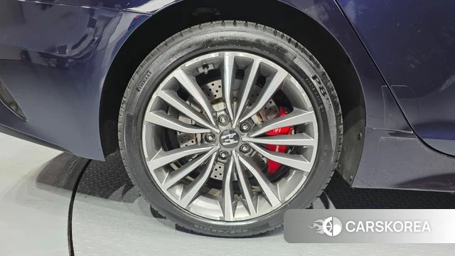 Kia Stinger id 3942947 из Кореи 15