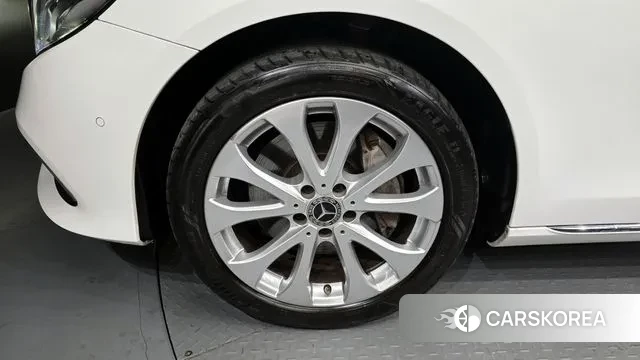 Mercedes-Benz E-Class W213 id 3509385 из Кореи 15