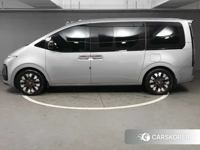 Hyundai Staria id 3348155 из Кореи 15