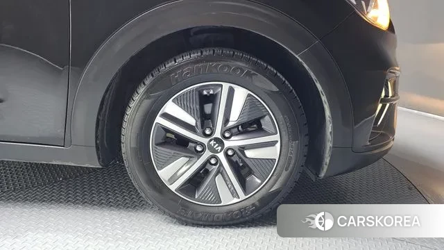 Kia The New Niro id 3313214 из Кореи 15