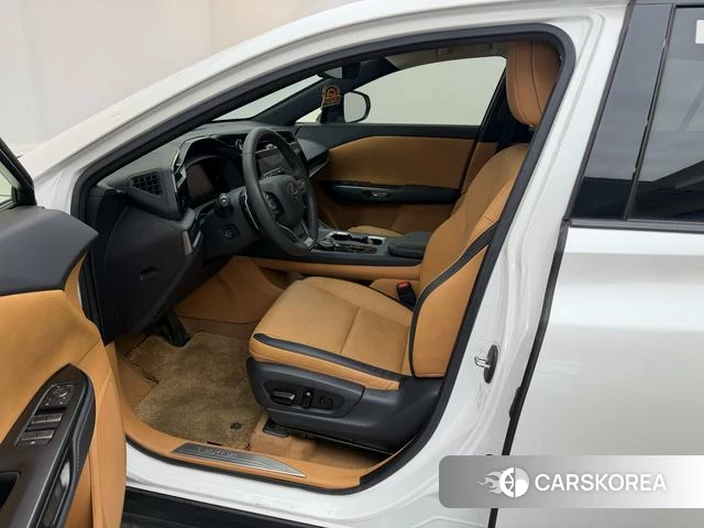 Lexus RZ id 4259766 из Китая 15