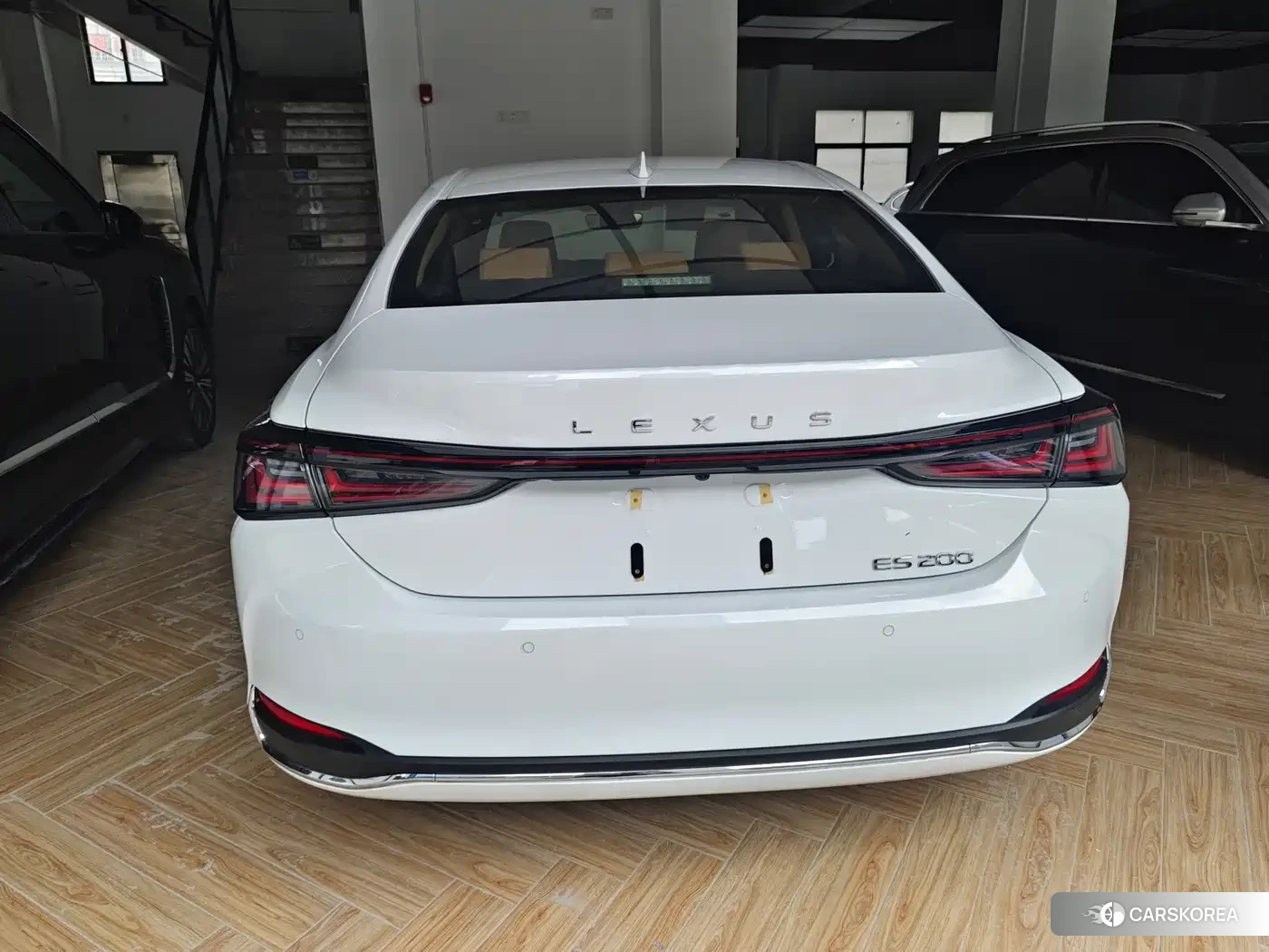 Lexus ES 2026 Белый из Китая, фото 5