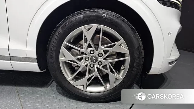 Genesis GV70 id 3540004 из Кореи 15