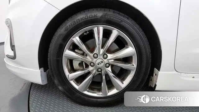 Kia The New Carnival id 3459906 из Кореи 15