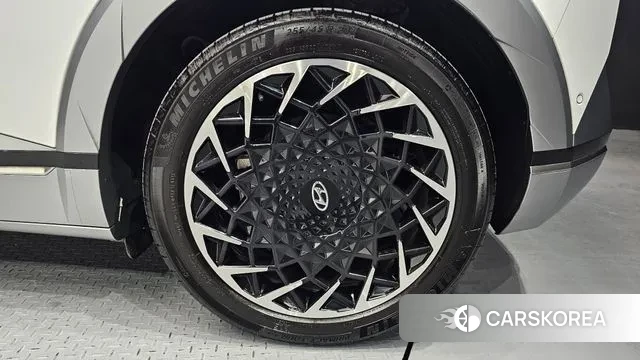 Hyundai Ionic 5 id 3342667 из Кореи 15