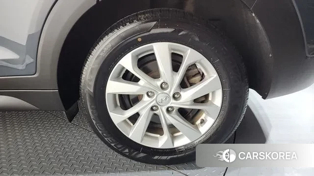 Hyundai All New Tucson id 3789162 из Кореи 15