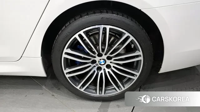 BMW 5 Series (G30) id 3055538 из Кореи 15