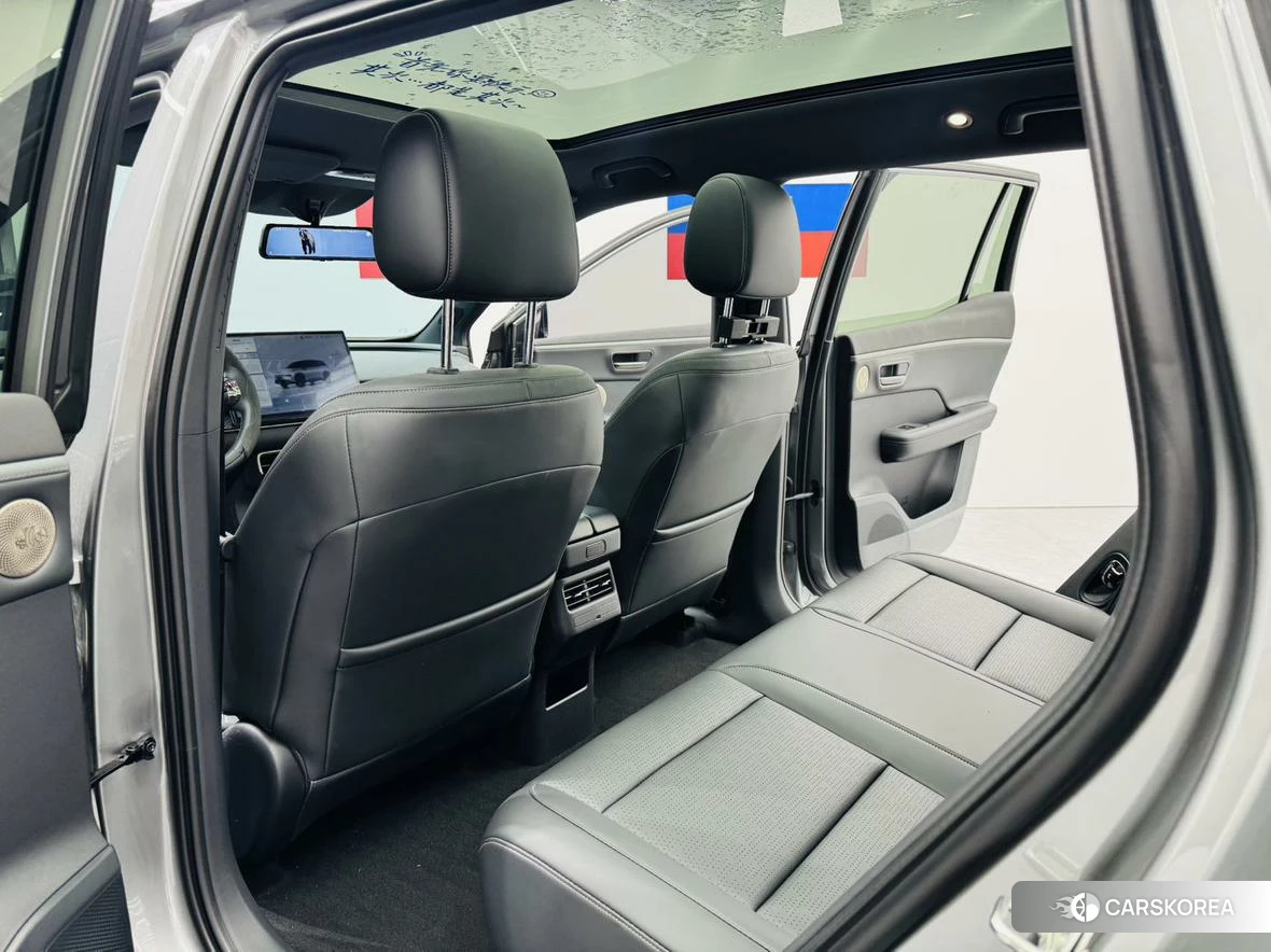 Toyota bZ3X id 4514888 из Китая 10