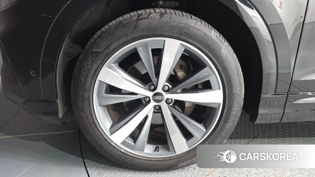 Audi Q8 (4M) id 4428969 из Кореи 29