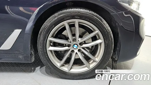 BMW 5 Series (G30) id 2675789 из Кореи 15