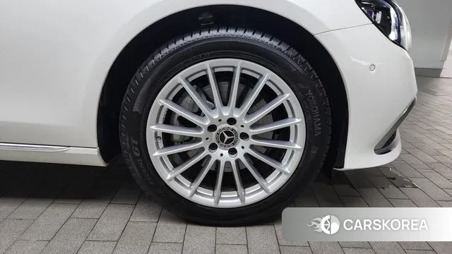 Mercedes-Benz E-Class W213 id 2959475 из Кореи 15