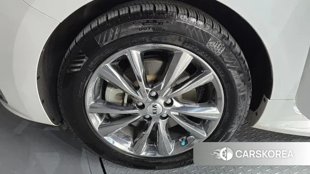 Kia The New Carnival id 2510147 из Кореи 15