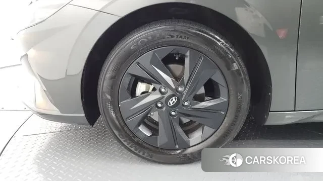 Hyundai Avante (CN7) id 3586601 из Кореи 15