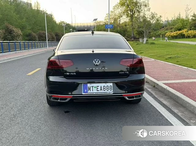 Volkswagen Magotan 2024 Черный из Китая, фото 5