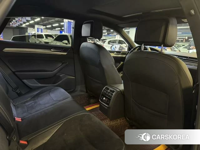 Volkswagen CC id 4242153 из Китая 8