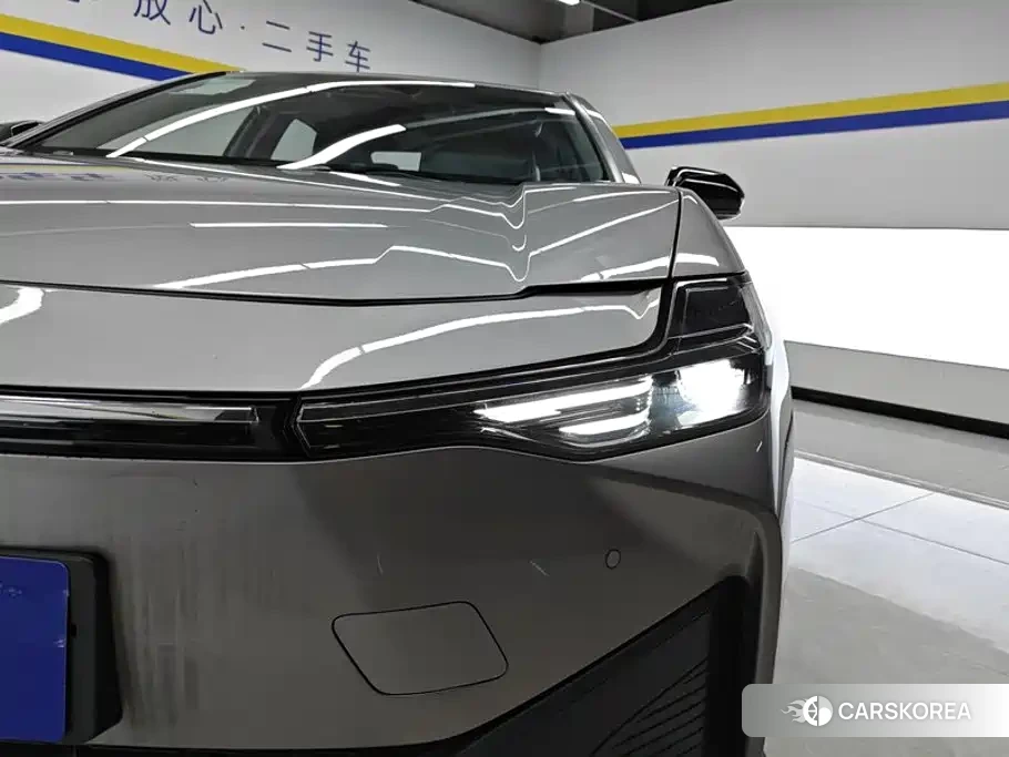 Toyota bZ3 id 4681158 из Китая 12