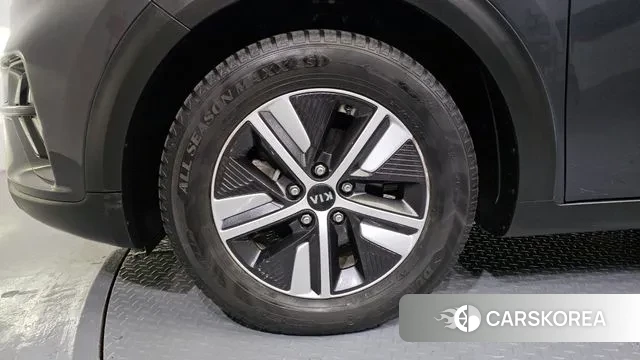 Kia The New Niro id 3368558 из Кореи 15