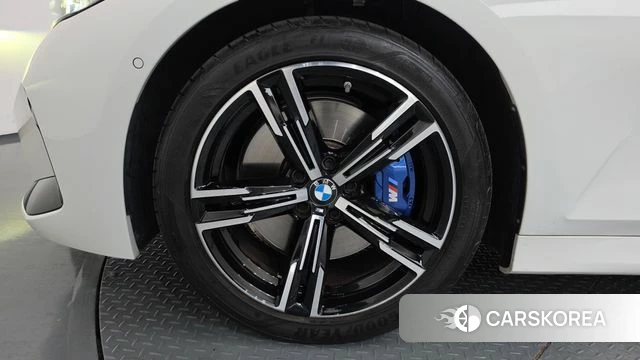 BMW 3 Series (G20) id 4691877 из Кореи 27